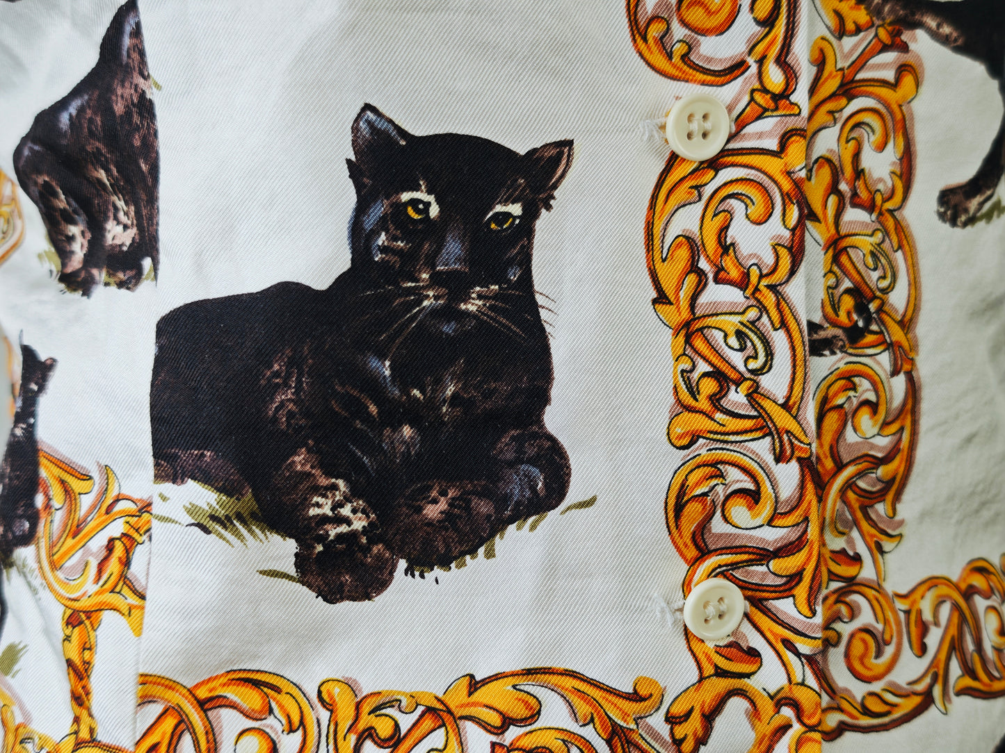 Silk vest with black panthers