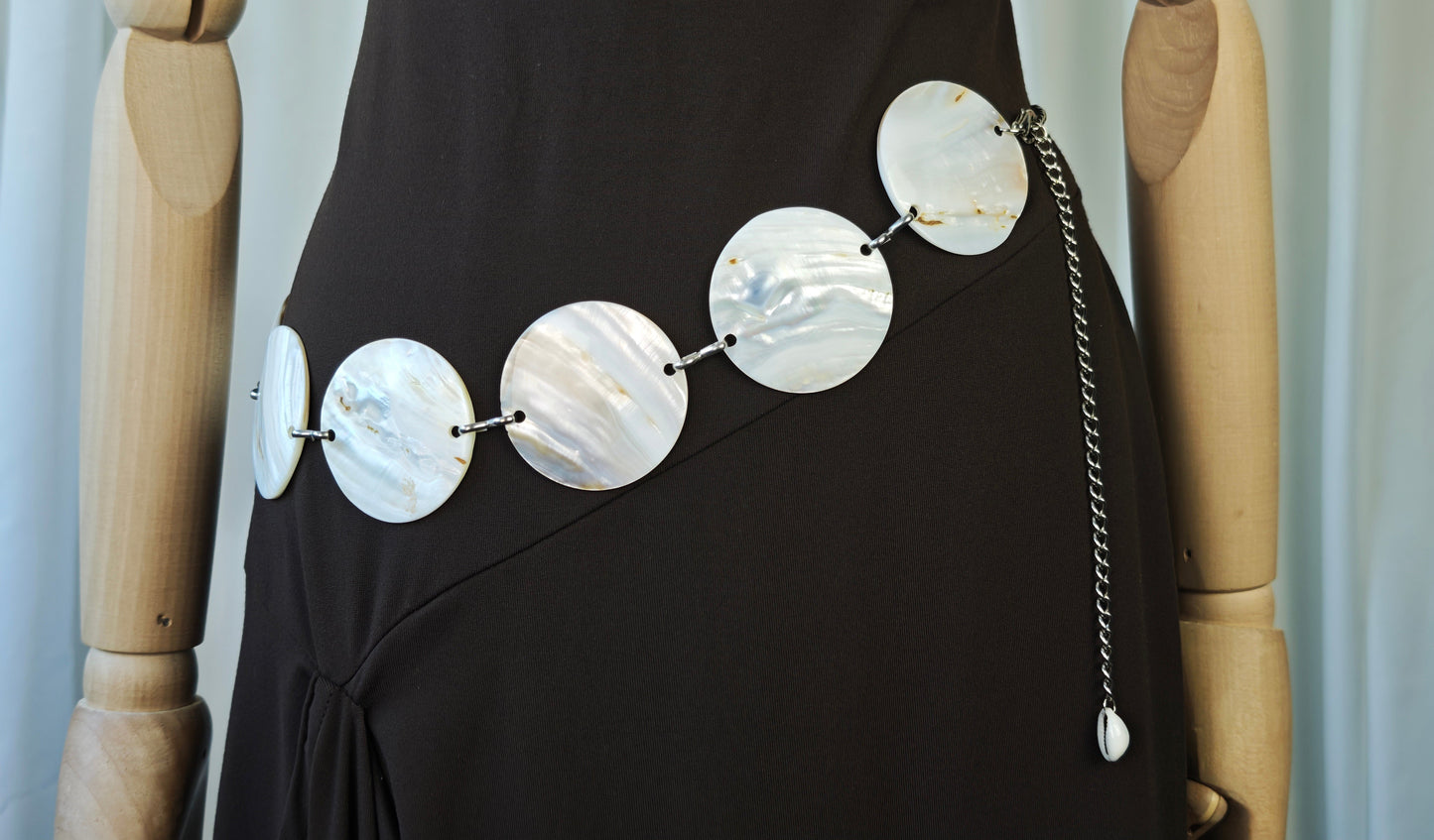 Natural shell belt