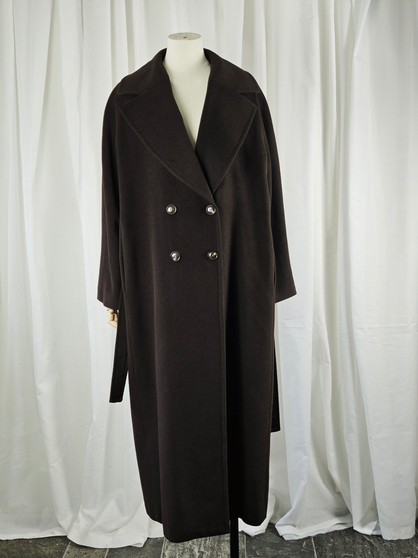 Chocolate brown coat - M/L