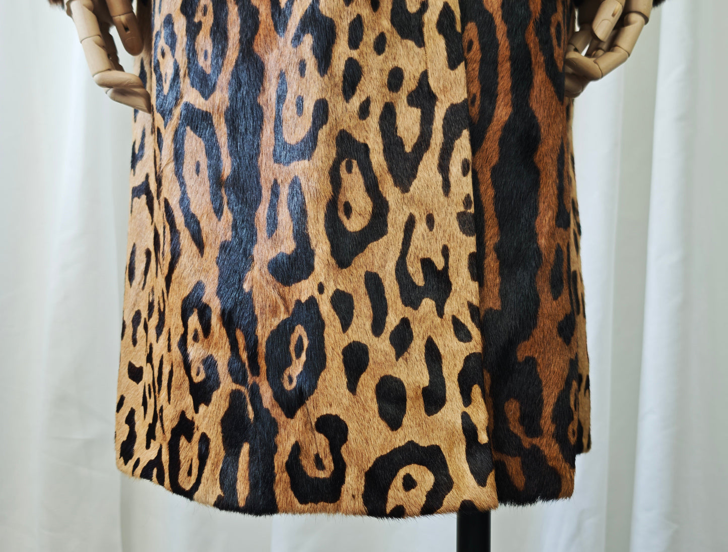 Hair on leopard coat