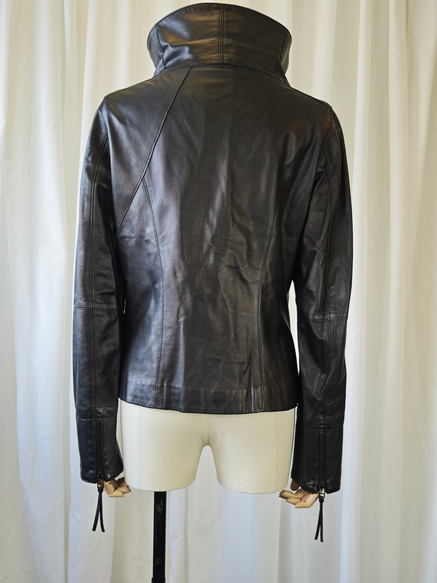 Lamb leather funnel neck jacket
