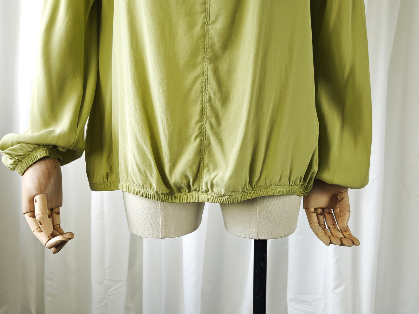 Silk pistachio top - L/XL