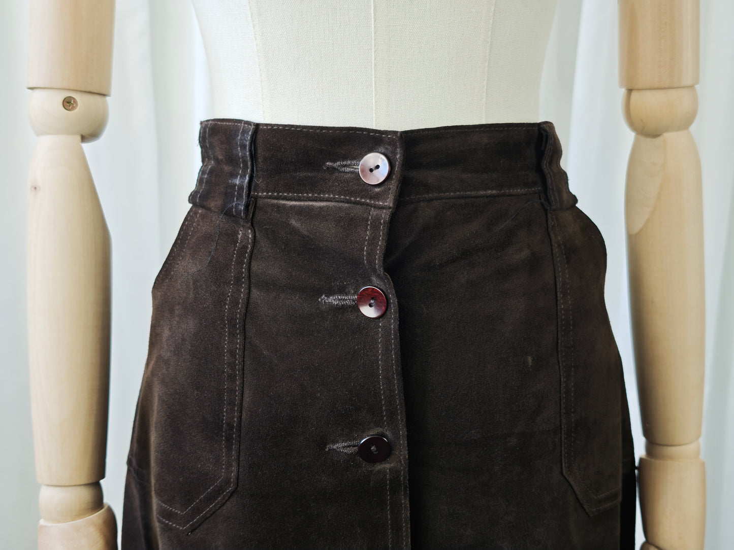 Chocolate suède skirt -XL