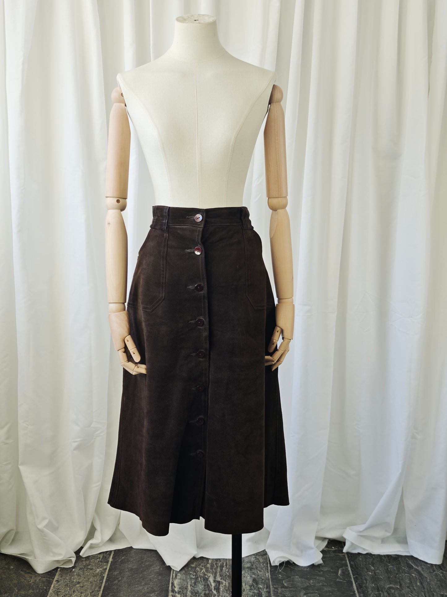 Chocolate suède skirt -XL