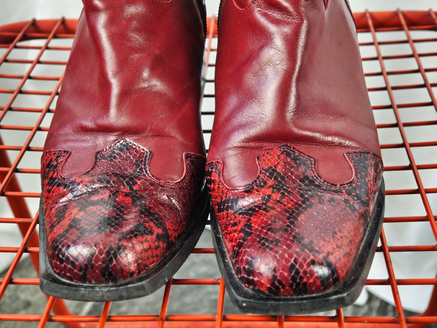 90s snake boots - 37