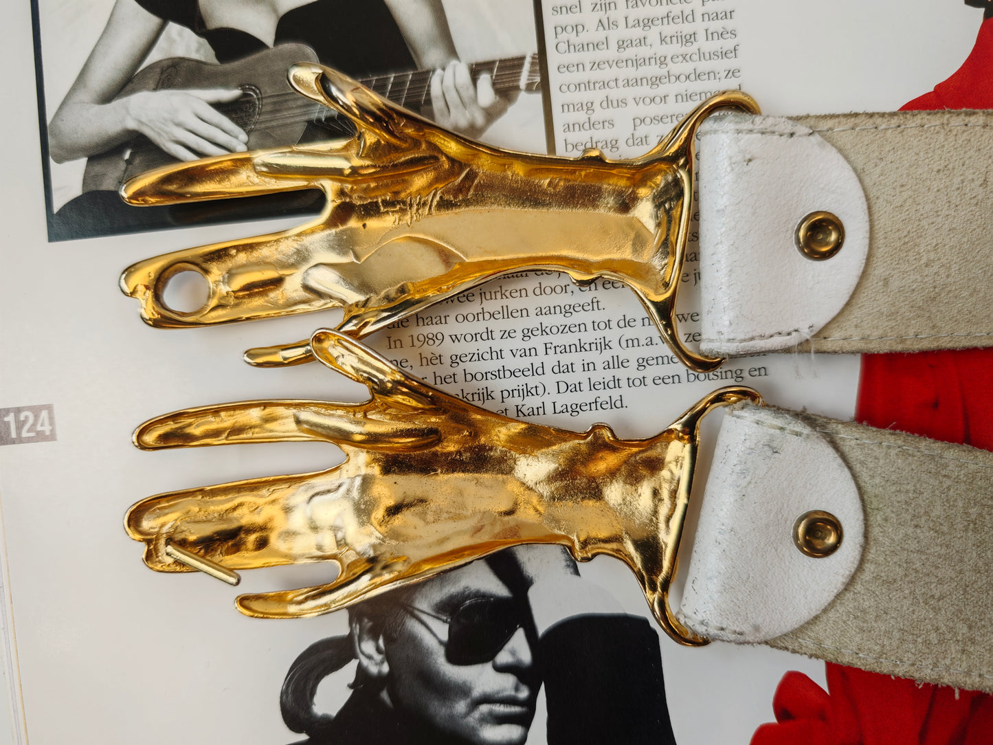 Clasping hands bel - M-XL