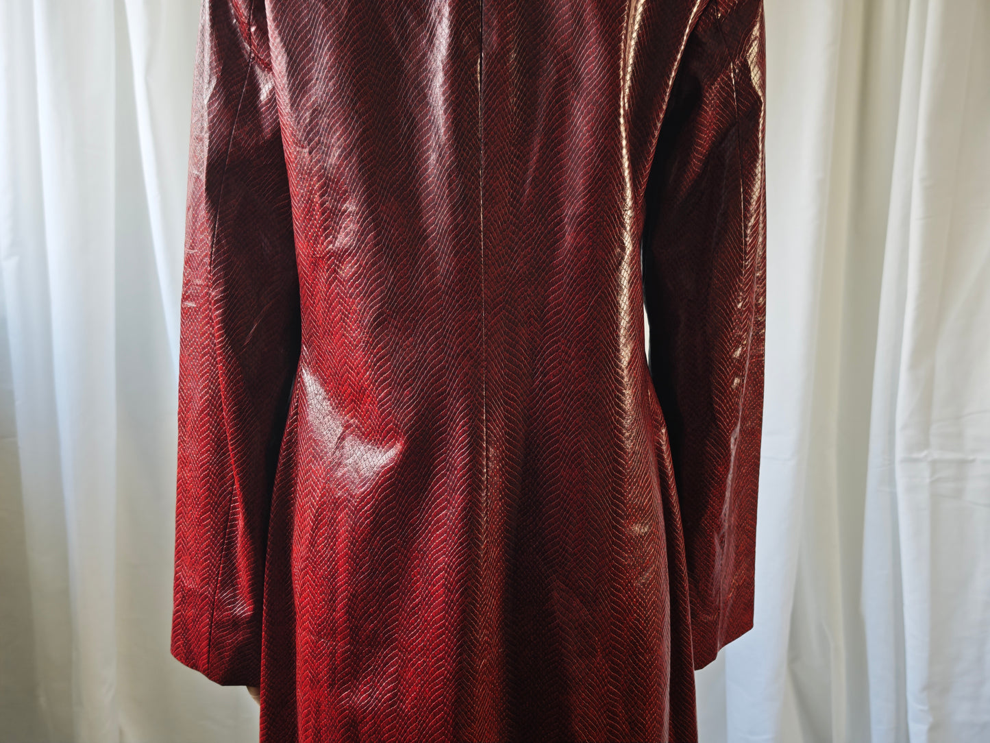 Burgundy raincoat - S/M