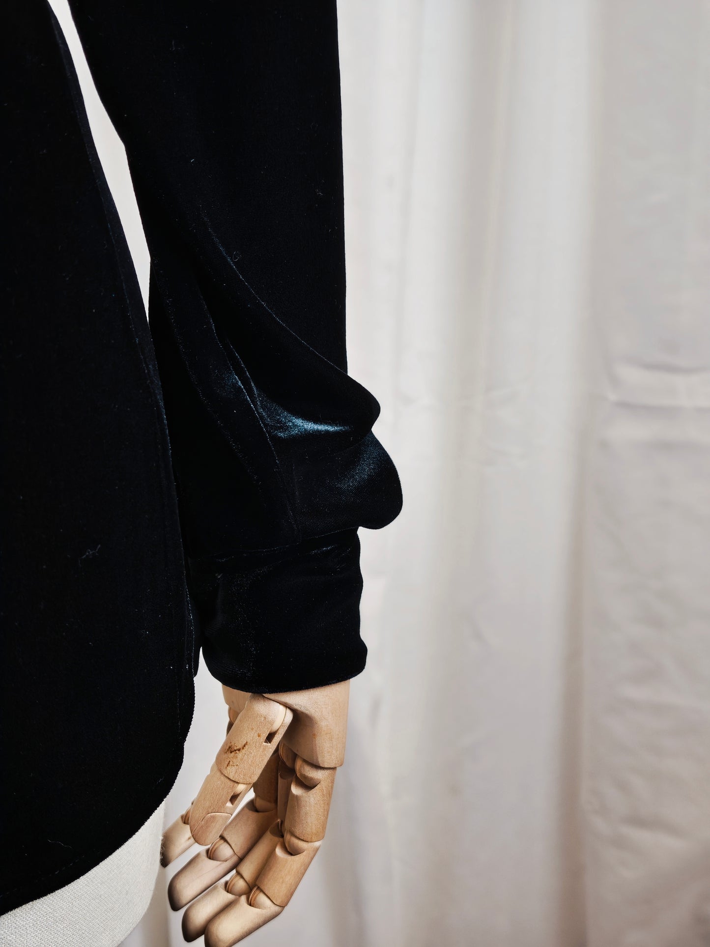 Classic velvet blouse - L