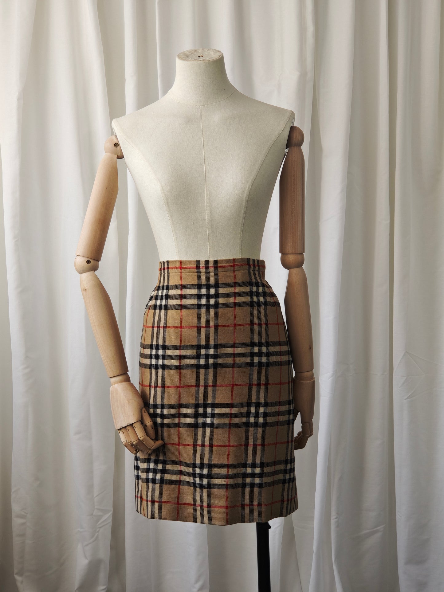Burberry skirt - M