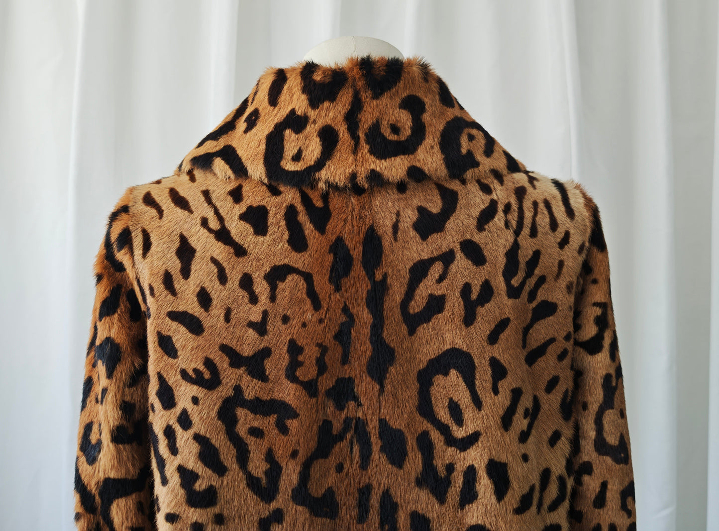 Hair on leopard coat