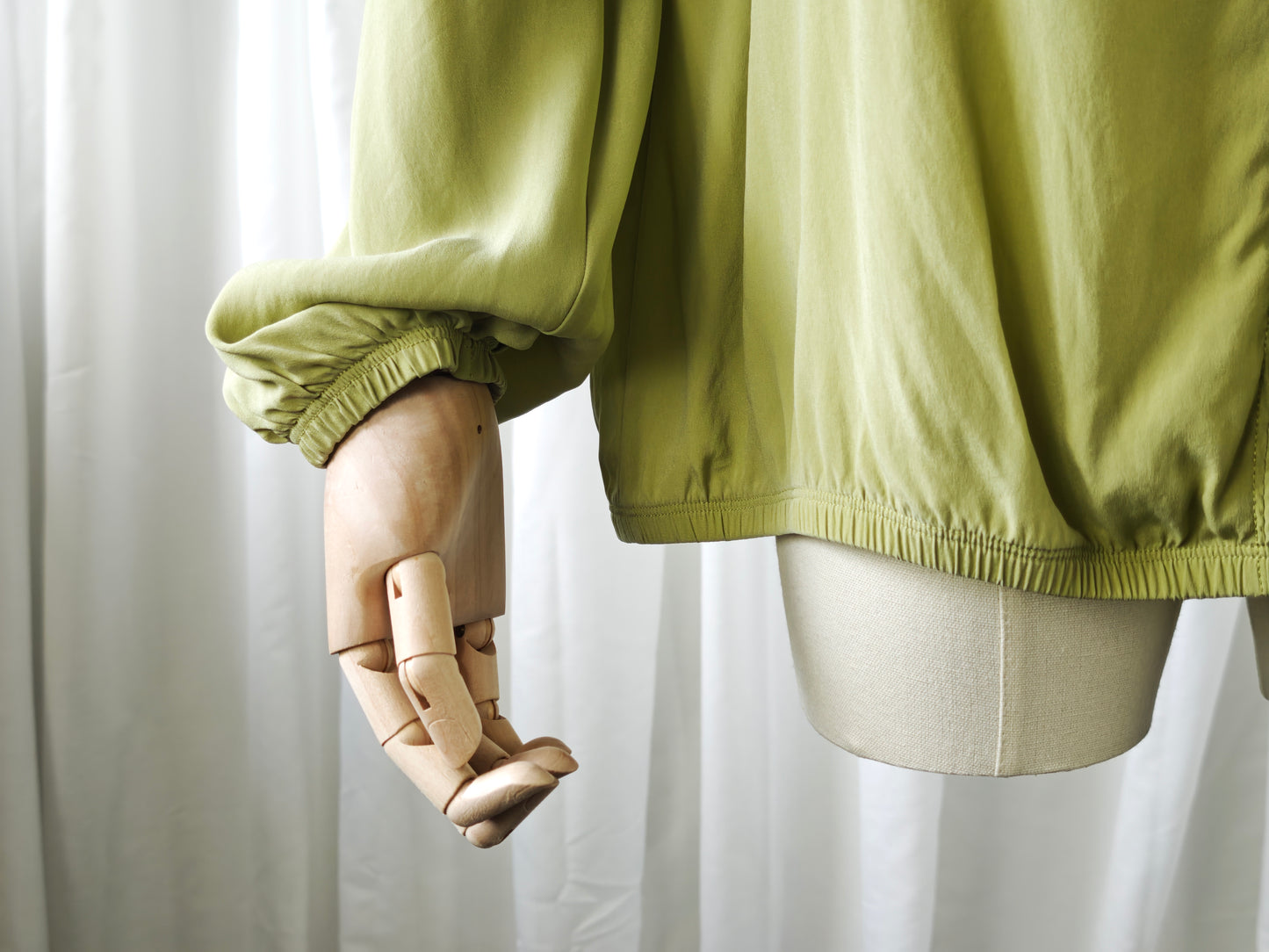 Silk pistachio top - L/XL