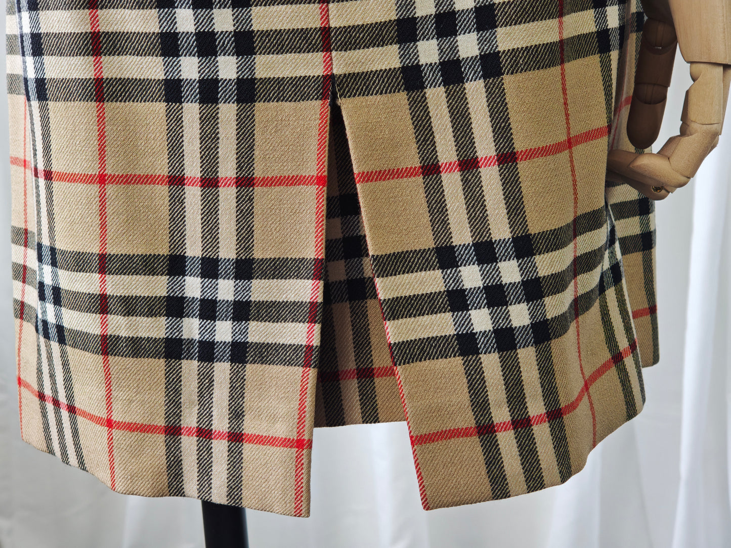 Burberry skirt - M