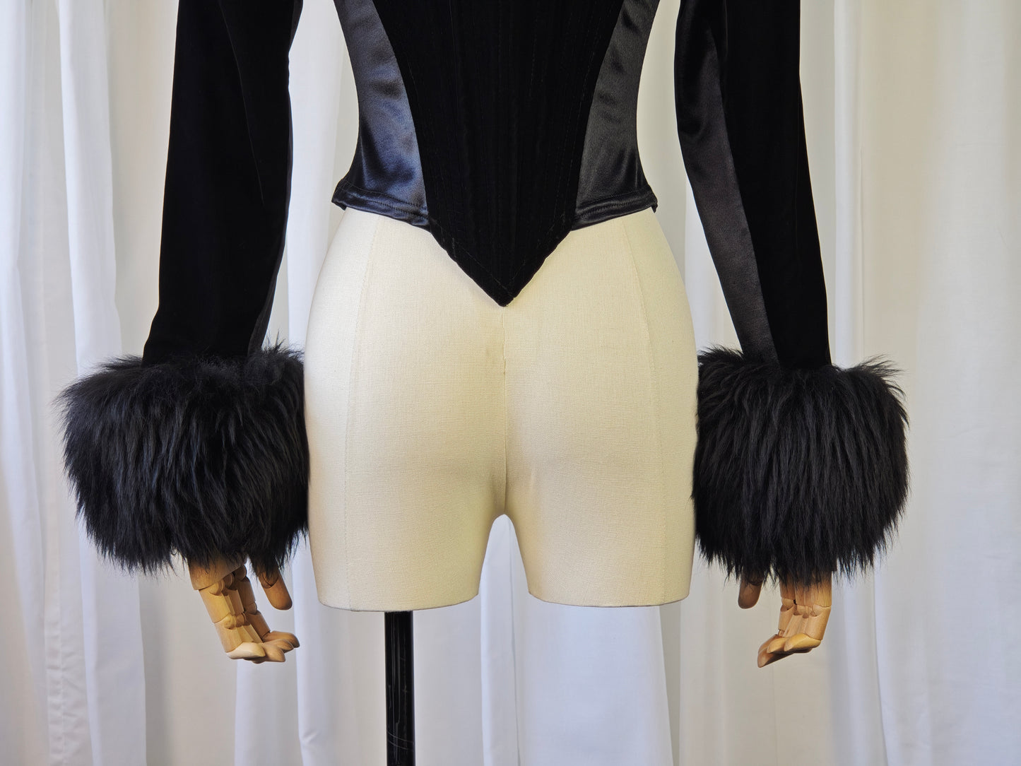 Catwalk Londen corset jacket